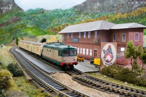 Ferclub-Plastico-bambini-10